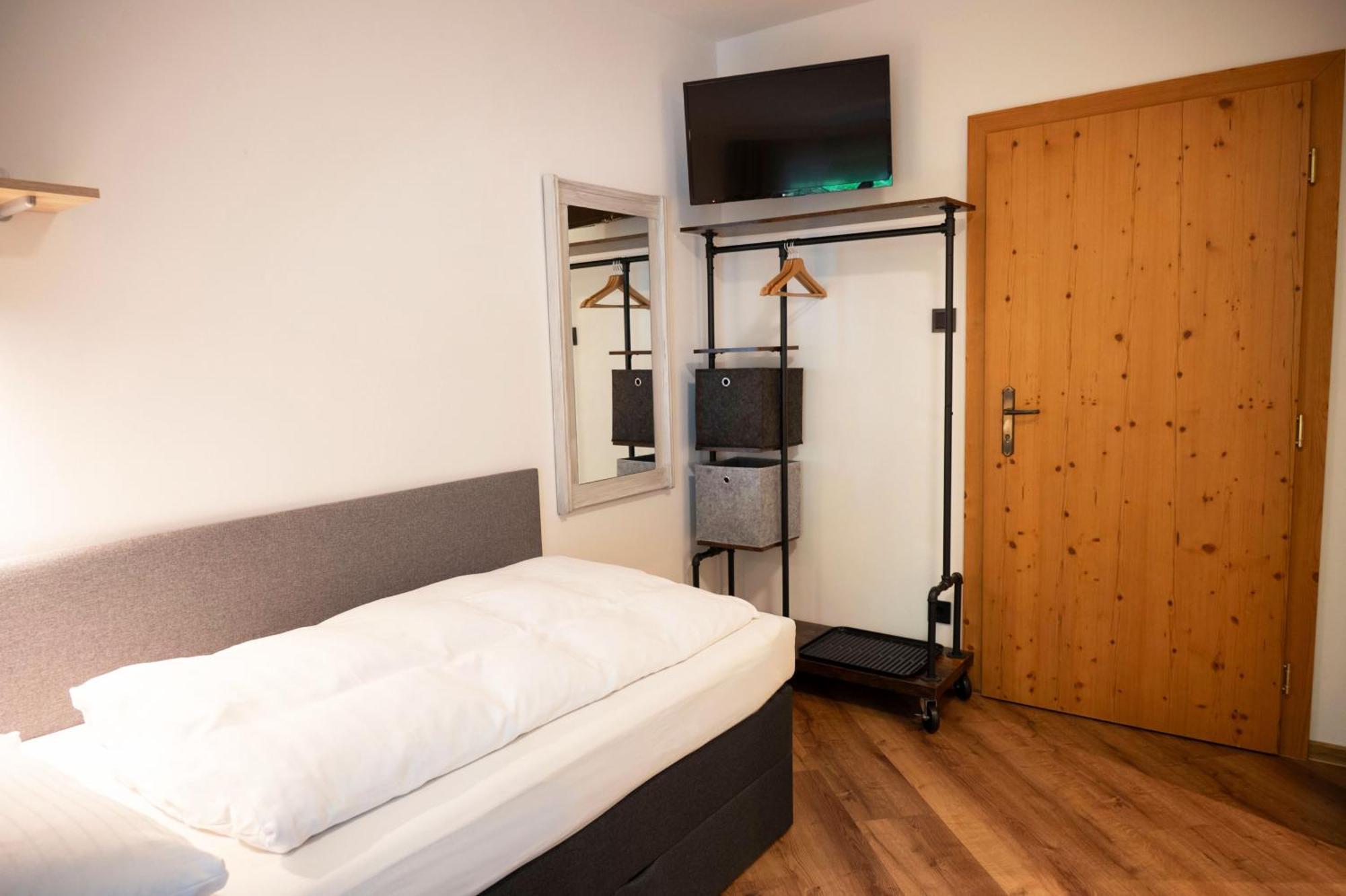 Bed & Breakfast Goldener Stiefel Мариацел Екстериор снимка